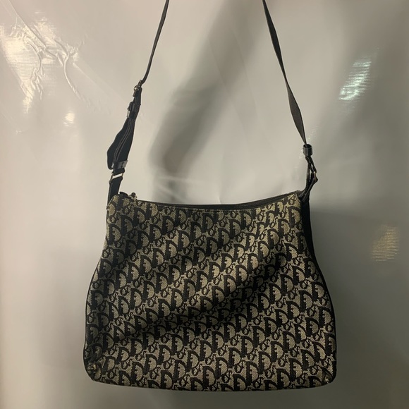 Authentic Christian Dior Diorissimo Crossbody Bag - Picture 2 of 16